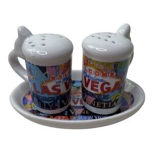 Las Vegas Ceramic Salt & Pepper Shakers With Tray